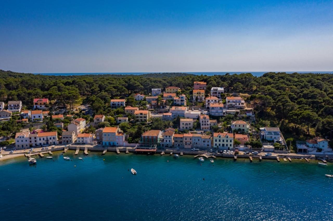 Cikat Bay Residence Mali Lošinj Kültér fotó